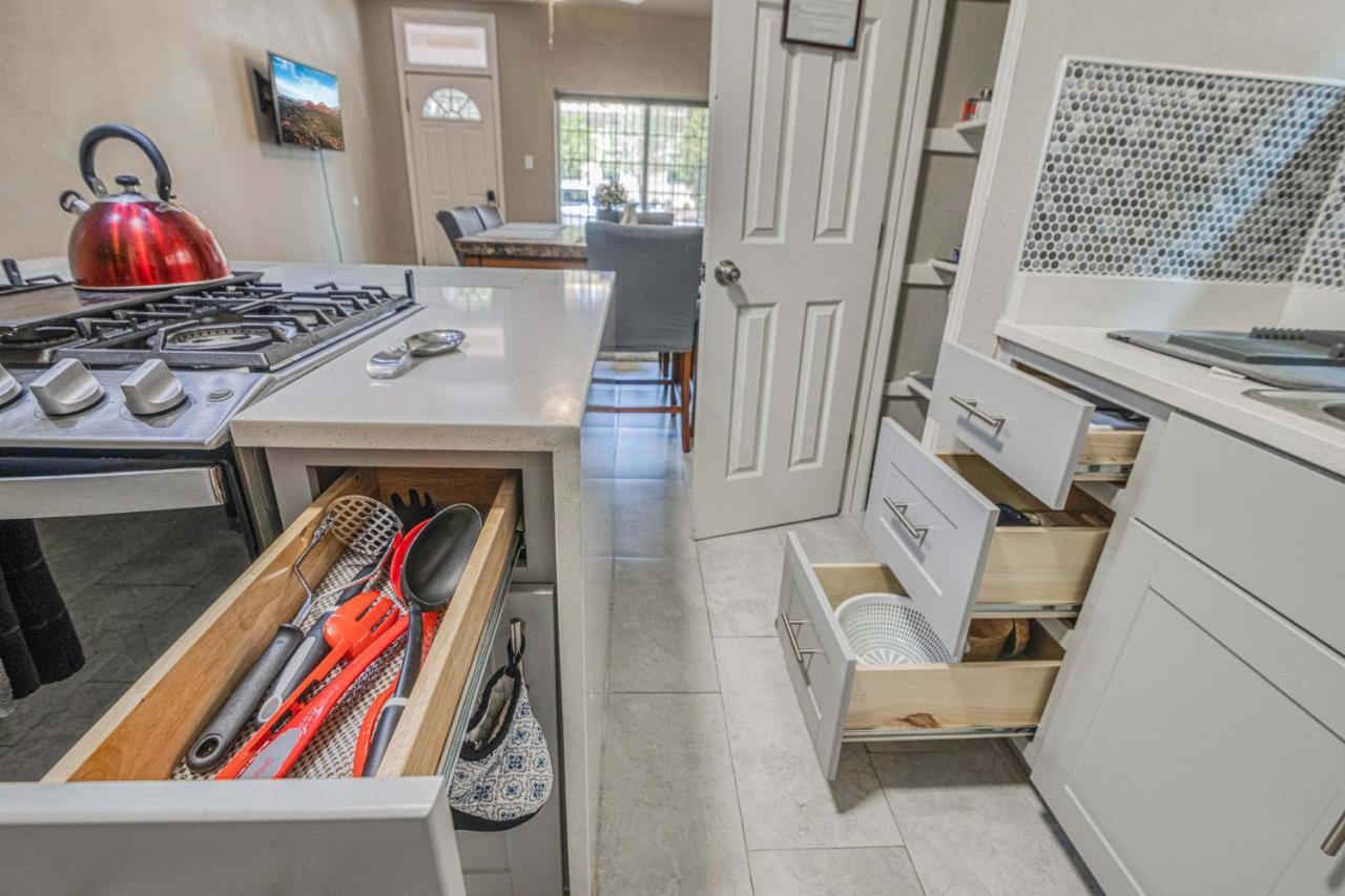 Close To All, Restful Duplex A In Downtown, Utep, Hospitals El Paso Exteriör bild