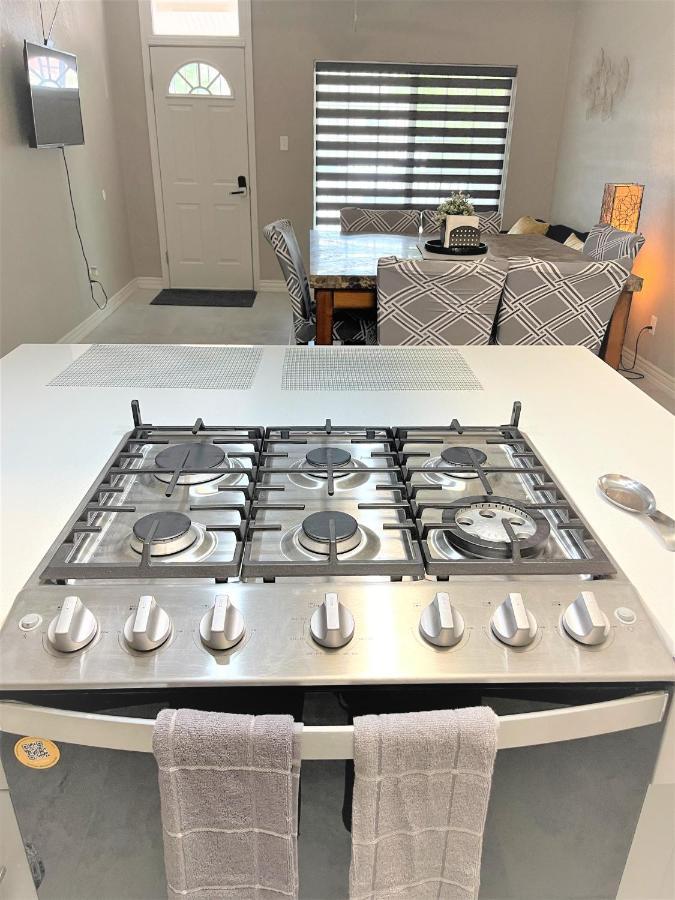 Close To All, Restful Duplex A In Downtown, Utep, Hospitals El Paso Exteriör bild